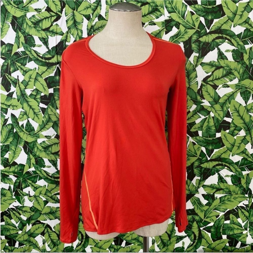 Athleta Taped Chi Long Sleeve Top 261